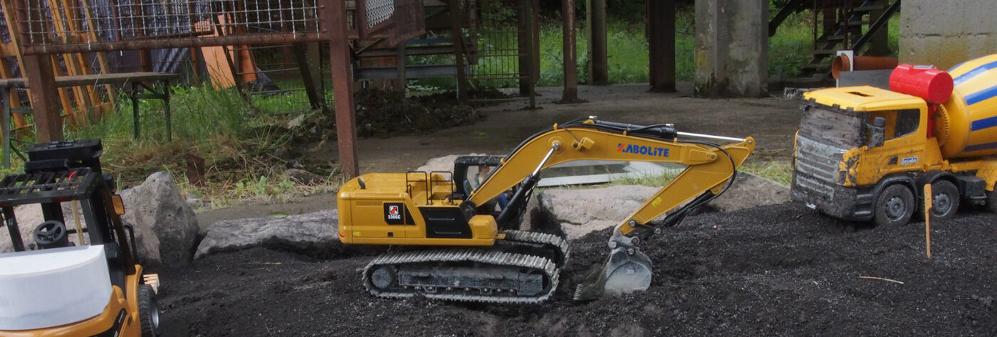 Besuchersaison schließt mit Crawler-Treffen Besuchersaison schließt mit Crawler-Treffen